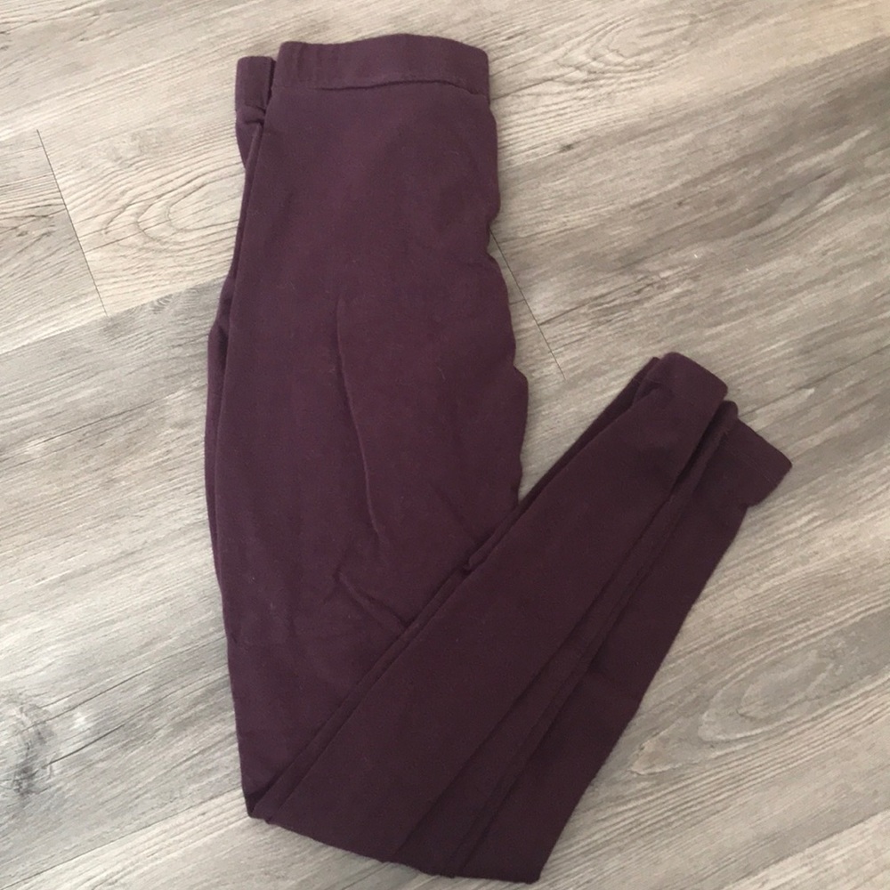 Purple leggings